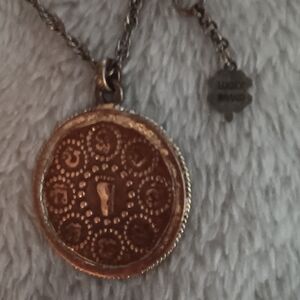 Lucky Brand Gold Pendant Necklace